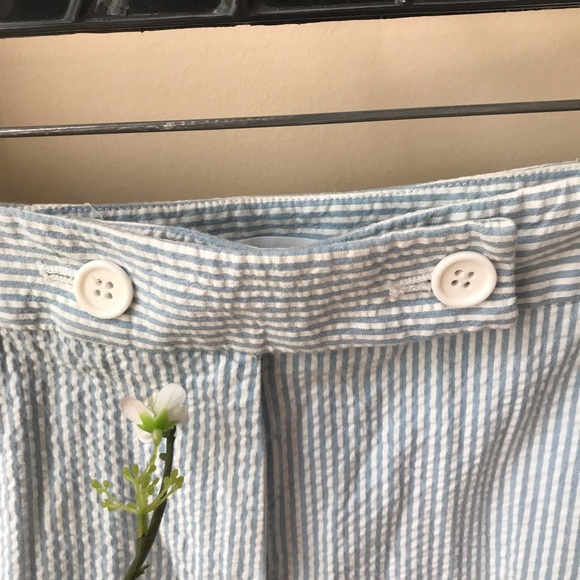 Jones New York seersucker capris - Picture 2 of 7